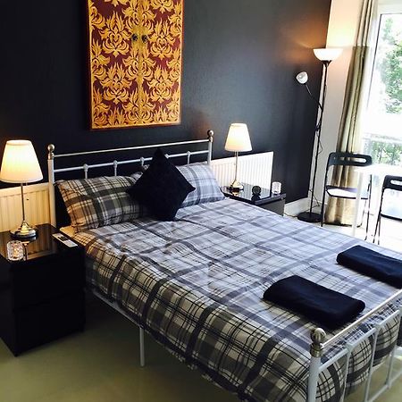 Pakenham Rooms London Bilik gambar
