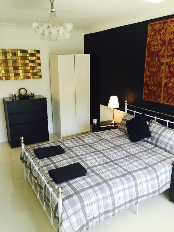 Pakenham Rooms London Bilik gambar