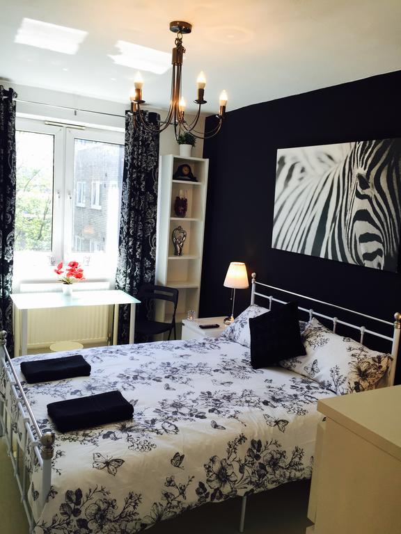 Pakenham Rooms London Bilik gambar
