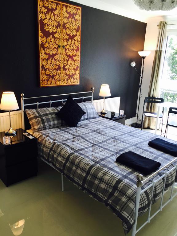 Pakenham Rooms London Bilik gambar